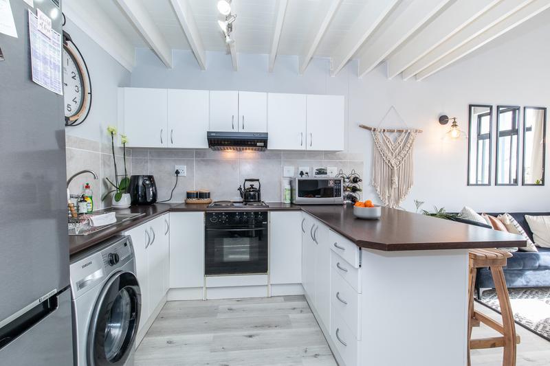 1 Bedroom Property for Sale in Plumstead Western Cape